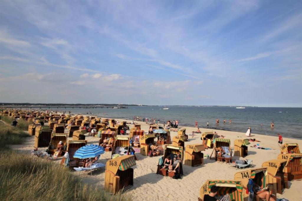 Ferienwohnung Strandhotel Scharbeutz Exterior foto